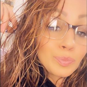 Meet your Posher, Ang